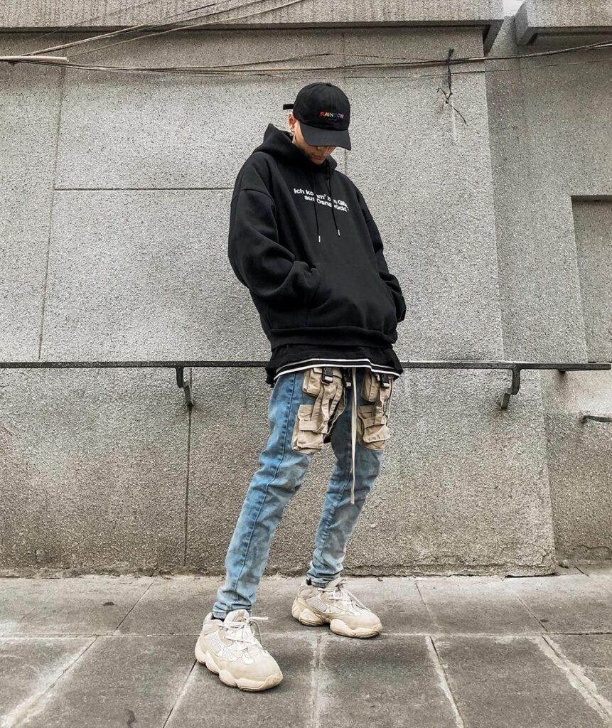 áo-sweater-phối-cùng-quần-jean-nam-rách
